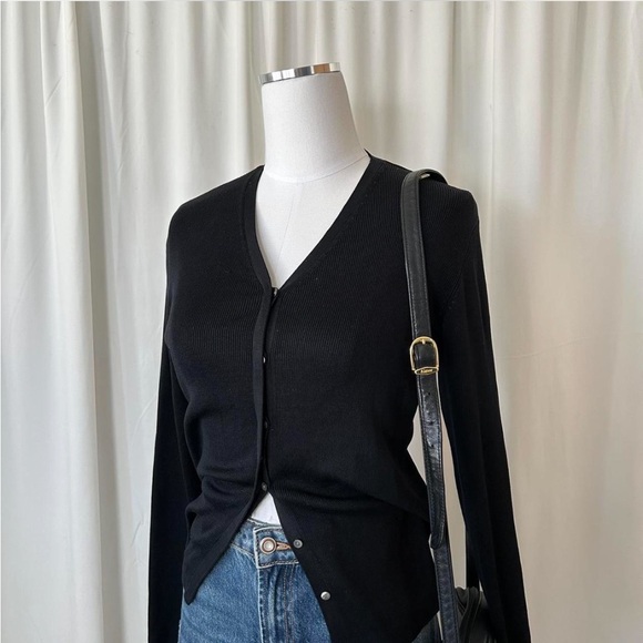 Banana Republic Sweaters - Banana republic vintage Silk Cardigan sweater size Medium